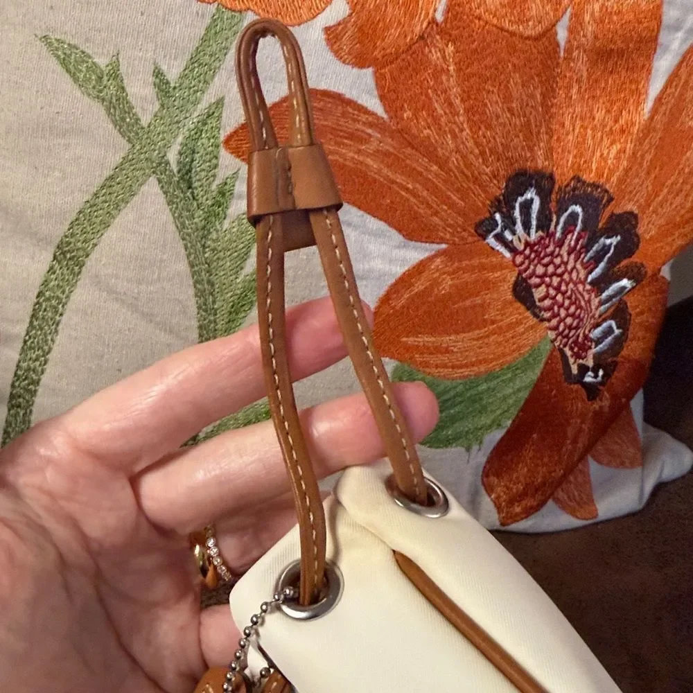 VINTAGE COACH POUCH 2004 #8669 Drawstring Closure Leather & Nylon w/Hangtag VGUC